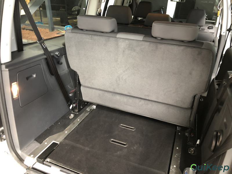 VW Caddy Maxi rang 3 vue derrière